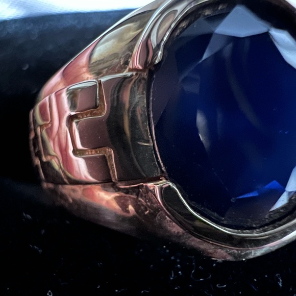 ******SOLD******Mens 14K Gold Ring w/dark (real) Sapphire - Picture 4 of 6